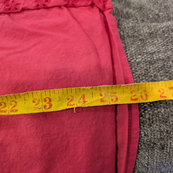 Women’s Ruffled Scoop-Neck Short Sleeve Blouse in Fuchsia - Picture 12 of 12